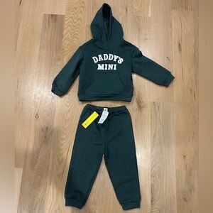 Cozy Cub Baby Boy Daddy’s Mini Kangaroo Pocket Hoodie & Sweatpants Size 18-24M